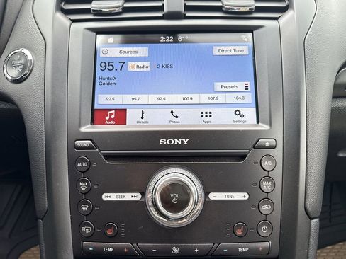 Used 2017 Ford Fusion Titanium FWD image 16