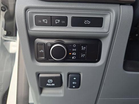 Certified 2024 Ford F150 Lightning XLT w/ Max Trailer Tow Package image 20