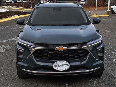 New 2026 Chevrolet Trax LT w/ LT Convenience Package image 5