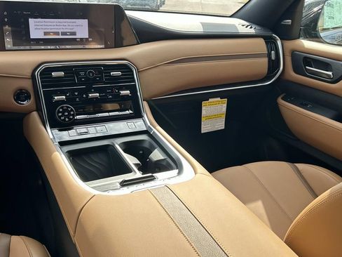 New 2026 Nissan Armada SL w/ Captain's Chari Seat Package AWD/4WD image 24