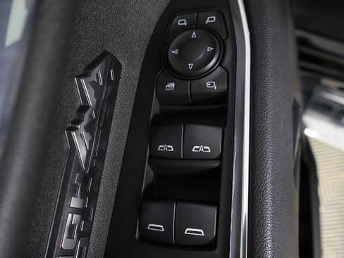 Used 2024 Chevrolet Silverado 1500 High Country w/ High Country Premium Package AWD/4WD image 38