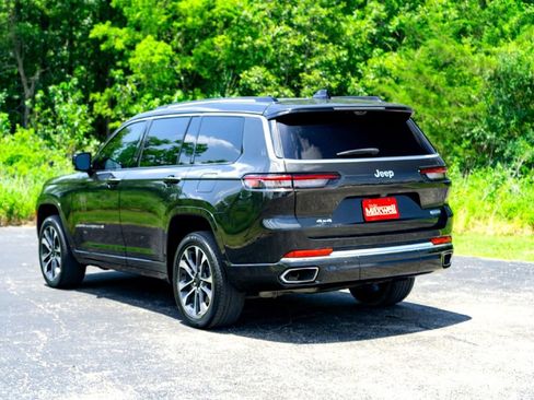 Used 2023 Jeep Grand Cherokee L Overland w/ Advanced Protech Group III AWD/4WD image 9