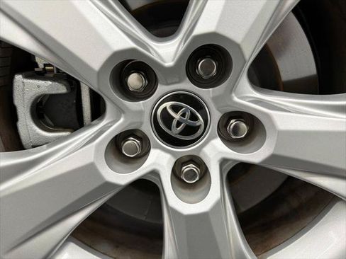 Certified 2025 Toyota Grand Highlander FWD image 17