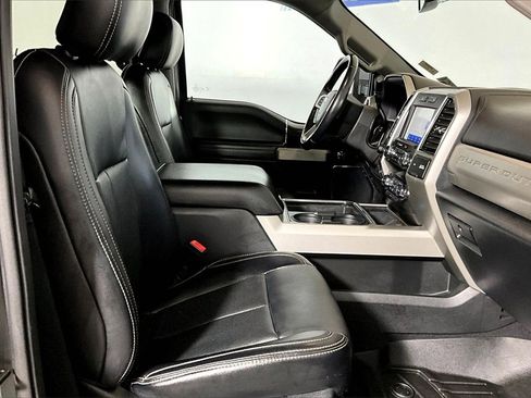 Used 2021 Ford F250 Lariat w/ Lariat Ultimate Package image 6