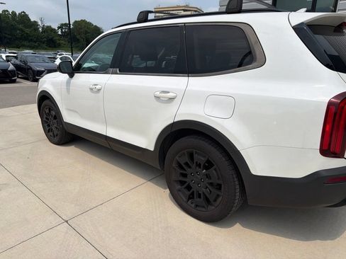 Used 2021 Kia Telluride EX w/ EX Premium Package AWD/4WD image 8
