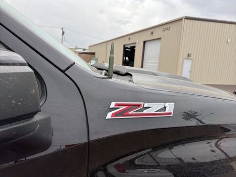 Used 2024 Chevrolet Silverado 1500 LT Trail Boss w/ Convenience Package II image 15