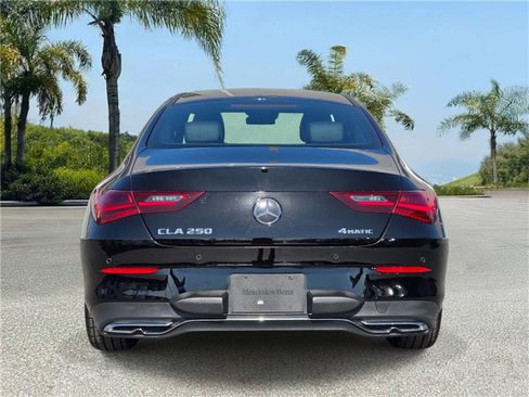 Used 2025 Mercedes-Benz CLA 250 4MATIC image 5