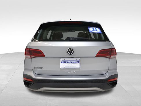 Used 2024 Volkswagen Taos S w/ MDO Package FWD image 3