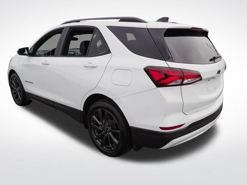 Used 2024 Chevrolet Equinox RS w/ LPO, Floor Liner Package FWD image 5
