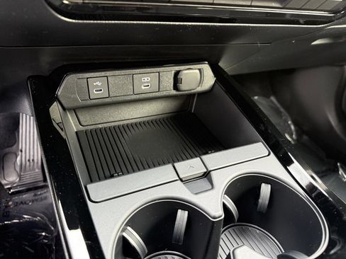 New 2026 Toyota Prius Plug-In Hybrid image 25