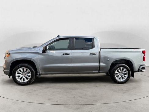 Certified 2025 Chevrolet Silverado 1500 Custom image 2