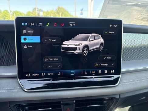 New 2026 Volkswagen Tiguan SE R-Line FWD image 15