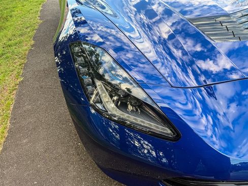 Used 2017 Chevrolet Corvette Stingray Coupe w/ Carbon Flash Badge Package RWD image 16