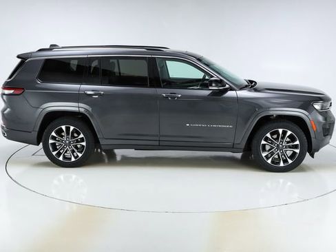 Used 2021 Jeep Grand Cherokee L Overland w/ Luxury Tech Group IV image 13