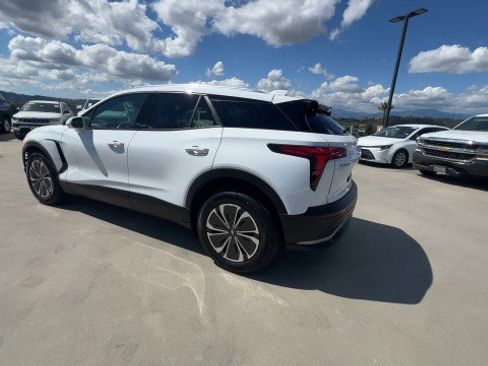 Used 2024 Chevrolet Blazer EV LT image 6