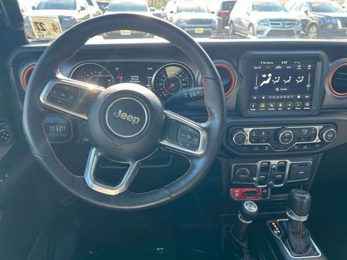 Used 2022 Jeep Gladiator Mojave w/ LED Lighting Group AWD/4WD image 27