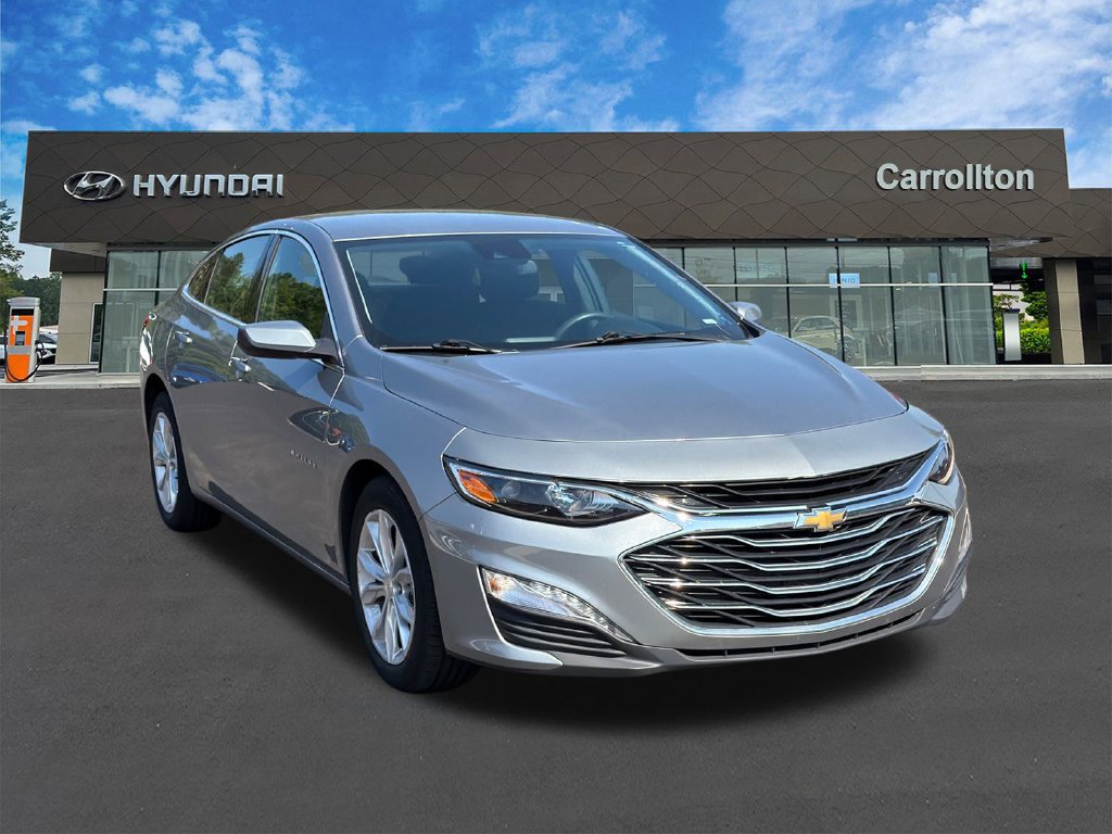 Used 2025 Chevrolet Malibu LT FWD image 3