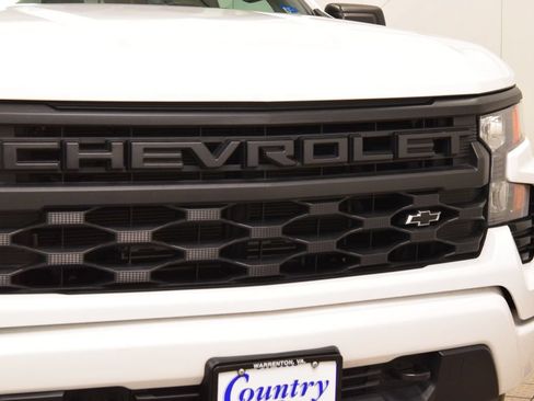 Used 2024 Chevrolet Silverado 1500 Custom AWD/4WD image 11