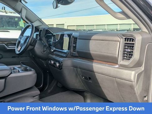 Used 2023 GMC Sierra 1500 Elevation image 30