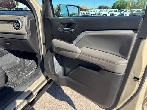 Used 2024 Chevrolet Colorado ZR2 w/ ZR2 Convenience Package III image 22