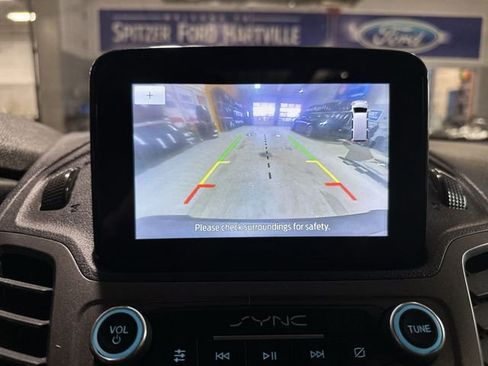 Used 2023 Ford Transit Connect XL image 25