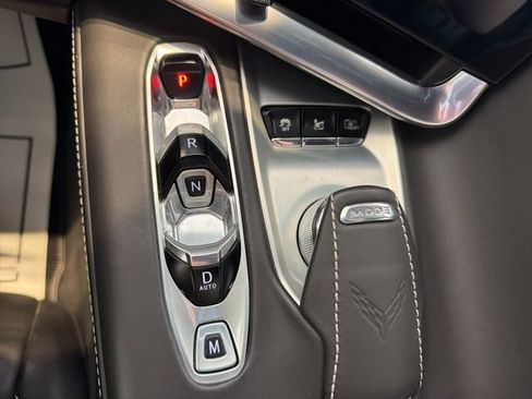Used 2022 Chevrolet Corvette Stingray Premium Conv w/ Z51 Performance Package RWD image 25