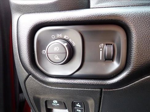 Used 2021 RAM 1500 Big Horn image 17