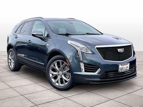 Used 2021 Cadillac XT5 Sportv image 2