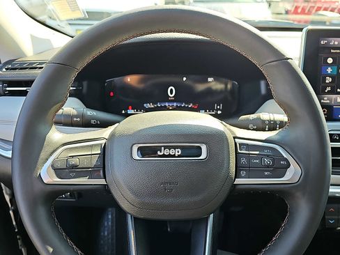 Used 2022 Jeep Compass Limited w/ Elite Group AWD/4WD image 23