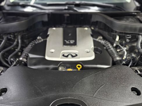 Used 2011 INFINITI FX35 2WD w/ Premium Pkg image 6