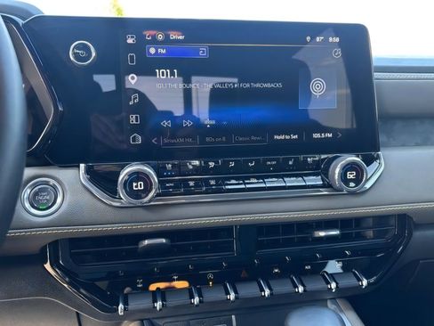 Used 2025 Chevrolet Colorado ZR2 AWD/4WD image 14