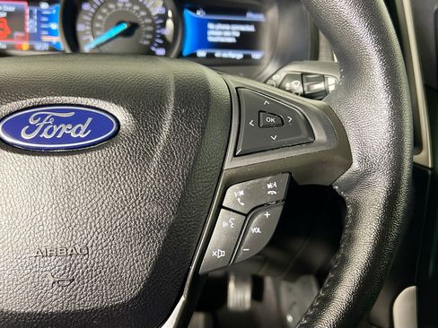 Used 2022 Ford Edge SEL AWD/4WD image 19