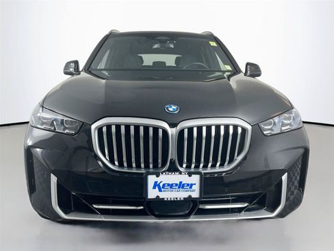 Used 2026 BMW X5 xDrive50e w/ Climate Comfort Package AWD/4WD image 9