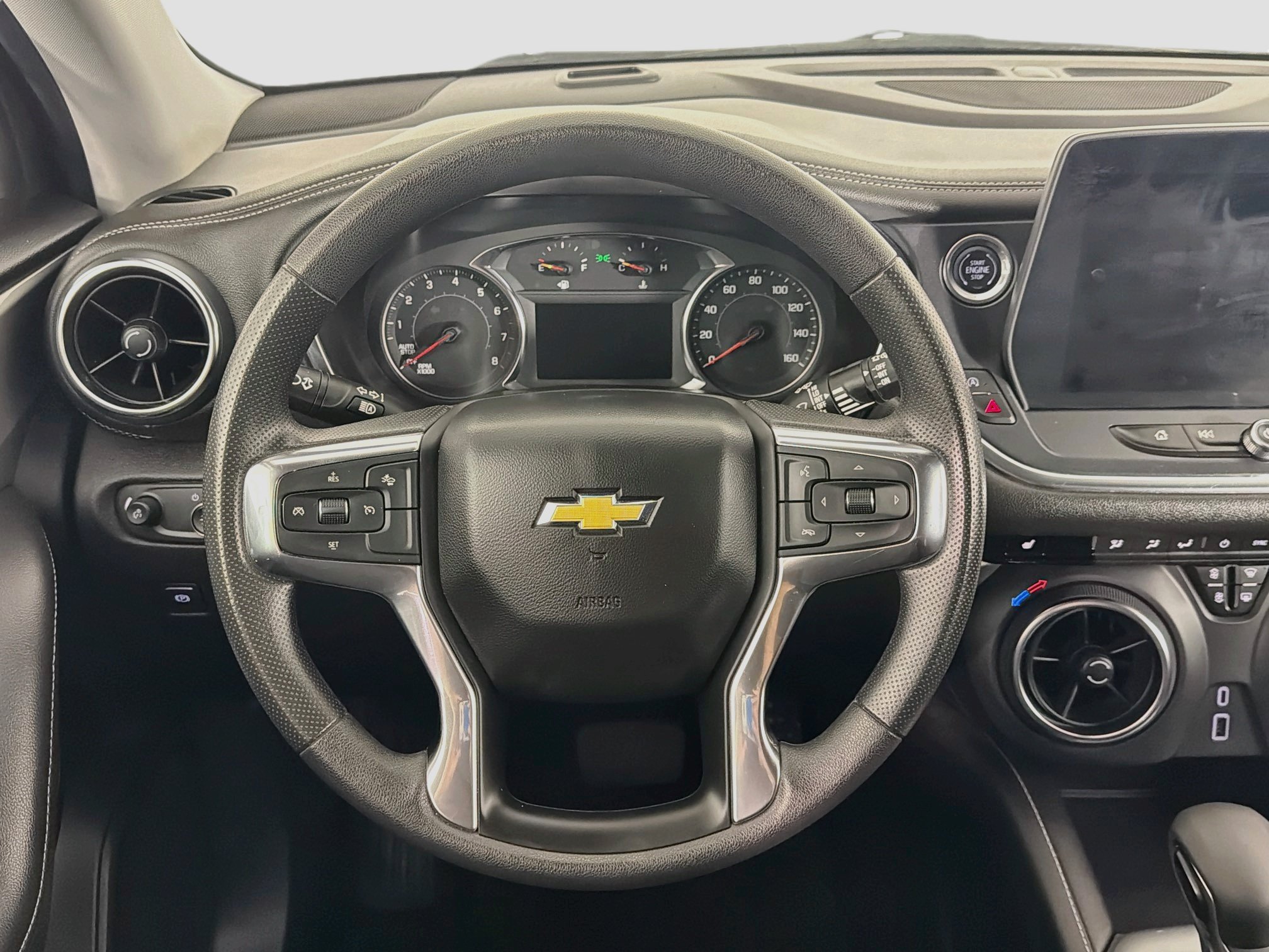 Used 2025 Chevrolet Blazer LT FWD image 17