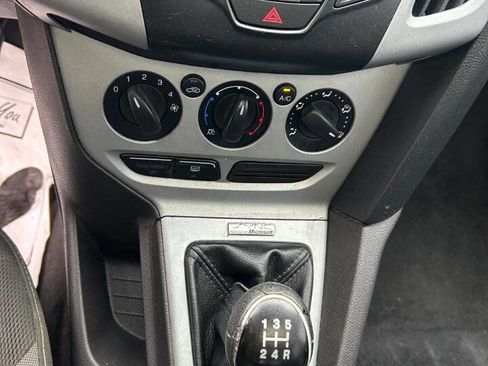 Used 2012 Ford Focus SE image 19