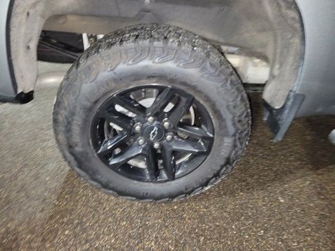 Used 2024 Chevrolet Silverado 1500 LT Trail Boss image 21