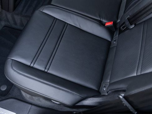 New 2026 Porsche Cayenne S image 36