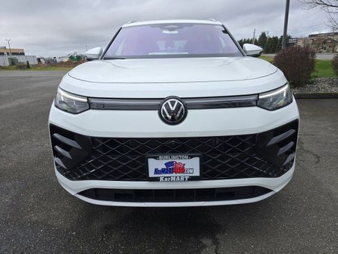 New 2026 Volkswagen Tiguan SEL R-Line image 8