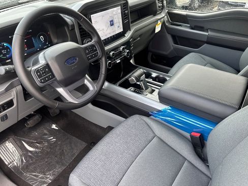 New 2025 Ford F150 Lightning XLT image 9