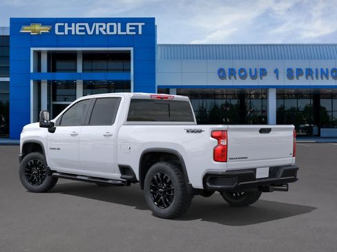 New 2026 Chevrolet Silverado 3500 LT image 3