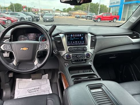 Used 2019 Chevrolet Tahoe Premier AWD/4WD image 16