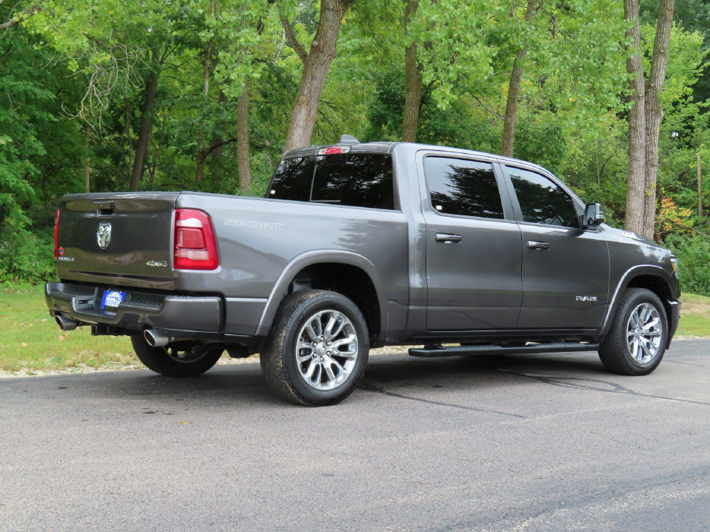 Used 2021 RAM 1500 Laramie AWD/4WD image 3