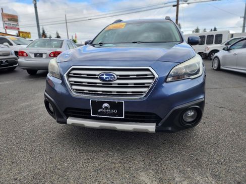 Used 2016 Subaru Outback 2.5i Limited AWD/4WD image 2