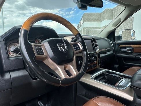 Used 2018 RAM 2500 Longhorn w/ Convenience Group AWD/4WD image 16