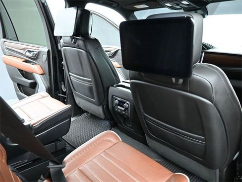 Used 2023 GMC Yukon Denali Ultimate image 22