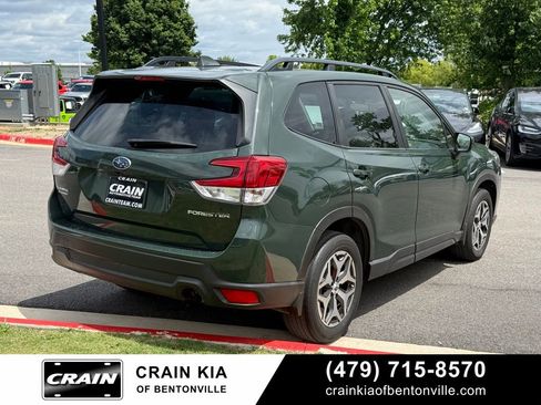 Used 2023 Subaru Forester Premium AWD/4WD image 8