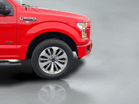 Used 2017 Ford F150 XL w/ Equipment Group 101A Mid AWD/4WD image 14