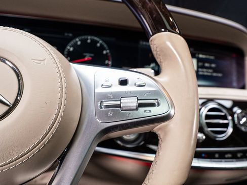 Used 2018 Mercedes-Benz Maybach S 560 4MATIC image 35