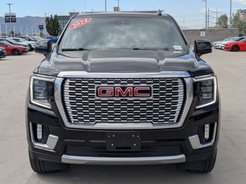Used 2024 GMC Yukon XL Denali w/ Advanced Technology Package AWD/4WD image 9