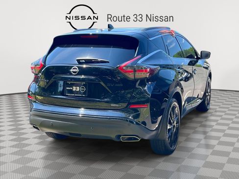 Used 2025 Nissan Murano SV AWD/4WD image 4